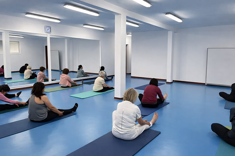 Curso regular de yoga para mujeres